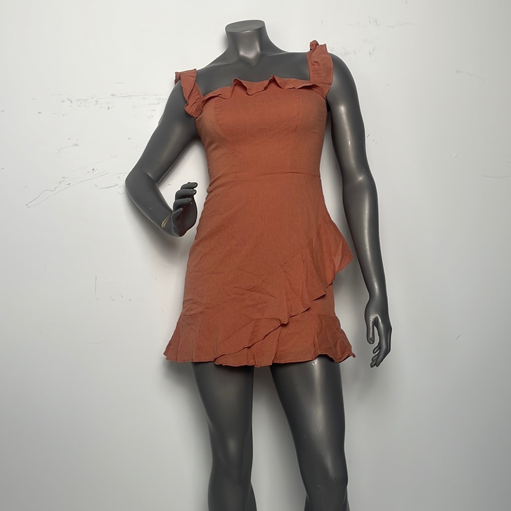 B. Smart Size 3 Mini Dress with Square Neck and Ruffles Sienna Color New No Tags